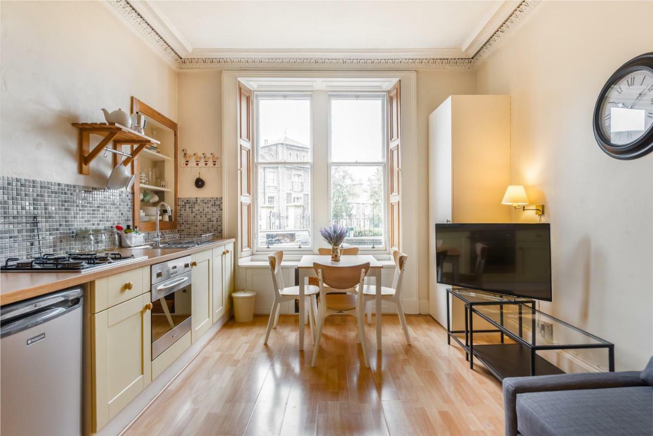 Spacious & Unique City Central 1 Bed With Wifi 爱丁堡 外观 照片